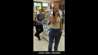 VIRAL MALL SINGERS: She Literally Turns The Mall Into a Concert Hall