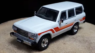 1/64 Toyota Land Cruiser LC60 1988 by Hobby Japan