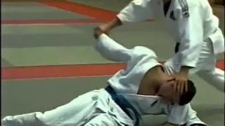 #3 Защита от ударов c броском brazilian jiu-jitsu techniques джиу джитсу приемы на улице, видео урок