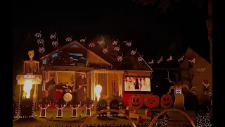 Dragula - Rob Zombie Halloween Light and Fire Show!