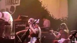 Gnarls Barkley - "Crazy" Live 8.9.06, Toronto, Ontario