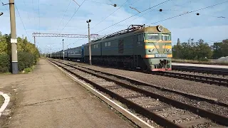 ВЛ8-1362 проследовал станцию с пасс поездом 120 Запорожье -Львов.