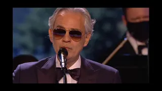 Andrea Bocelli ar Lakewood Church