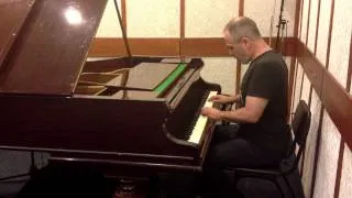 Haim Shapira piano "Intouchables" based on L. Einaudi