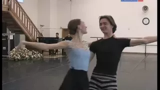La Bayadere - Anna Tikhomirova and Olga Smirnova - Bolshoi Ballet 2012