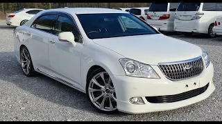 Toyota Crown Majesta G F Package URS206