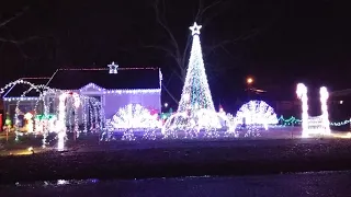 2019 Simmons Christmas light show. Little Drummer Boy