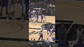 When Vince Carter Posterized Tim Duncan 🏀 🔥 👀 #shorts #nba #vincecarter #basketball