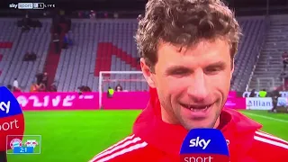 Thomas Müller redet sich um Kopf und Kragen 😏⚽️👀