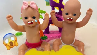 BABY BORN Twins have a Accident in the Bath!