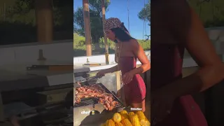 Dua Lipa cooking shrimp 🦐 😋