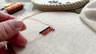 Вышивка бисером арочным швом. Как вышивать ровные линии стеклярусом и бисером