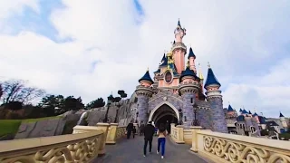 360 VR Tour | Disneyland Paris | Sleeping Beauty Castle | Outside and inside | No comments tour