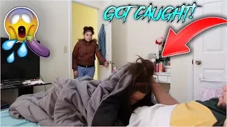 CAUGHT GETTING HEAD PRANK ON GIRLFRIEND!!! (GETS VIOLENT)