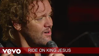 Gaither Vocal Band - Low Down The Chariot (Lyric Video / Live In The United States / 2004)