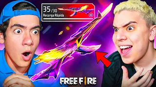 ¡NOS DIERON EL AK-47 MALDITA DE FREE FIRE! 😨 * 4:00 AM * 😨 SKIN LUZ Y SOMBRA