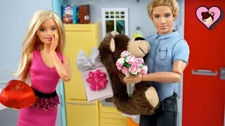Barbie & Ken Valentines Day Special with Barbie Sisters Toy Video