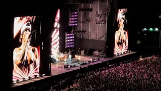 Red Hot Chili Peppers - Give It Away @Estadio Más Monumental, Buenos Aires, Argentina