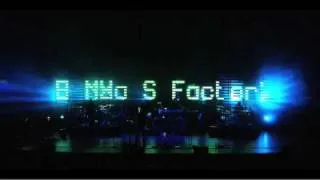 Massive Attack - Inertia Creeps (Live - Meltdown Festival 2008)