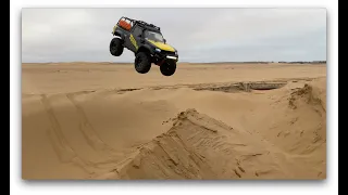 Tonka Truck ⁉️ WILL IT BREAK ⁉️ SAND BASHING with Landrover(TRX4) and Jeep Gladiator(RGT)