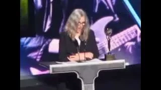 Patti Smith inducts Lou Reed into the Rock & Roll Hall of Fame - Complete Speech