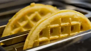 Mistakes Everyone Makes With Frozen Waffles