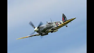 Exercising a Spitfire (Aerobatics)