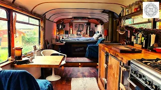 MAN oldtimer coach becomes a tiny house - Sören has been living mobile for 25 years