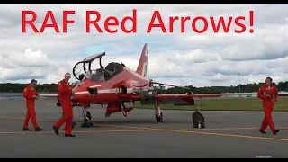 2019 New York Airshow, Crowd cheers at British Air Force Red Arrows after their performance