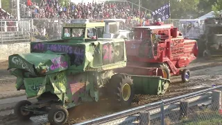 COMBINE DEMO DERBY (ht.1 Wright County Fair)