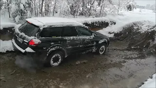 Subaru Outback  off road