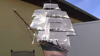 Modell der Cutty Sark wird gebaut