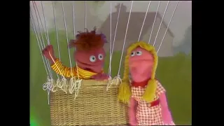 Sesame Street: Anything Muppets- Up Up and Away