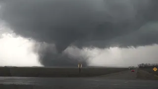 Tornado near Gilmore City, Iowa 4-12-22