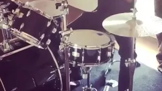 Xxxtentacion playing drums