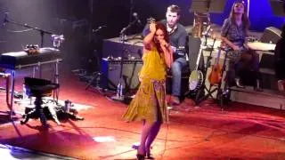 Vanessa Paradis - Tandem  "en acoustique " - Live @ Lyon Amphitheatre 21/01/2011