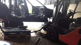 Engine and Gearbox Removal from a Peugeot 406