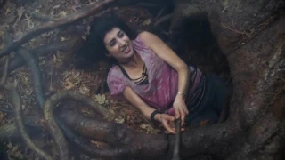 Dana DeLorenzo tree tentacle grab, and some grabs on Lucy Lawless