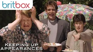 Hyacinth's Guests Sing for their Supper | Keeping Up Appearances