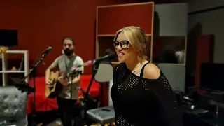 Amazing VOCALS surprised a group of musicians - Allie Sherlock 'California'