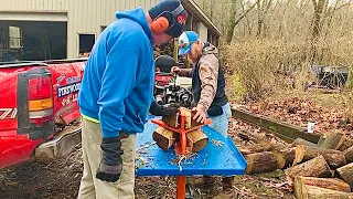 FIREWOOD | splitting locust with Eastonmade Ultra W/4-way wedge