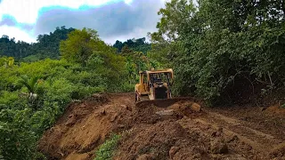 Repairing landslide plantation roads using CATERPILLAR D6R XL BULLDOZER heavy equipment