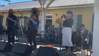 Gentilly Stompers - Grazing in the Grass