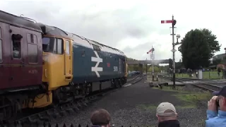 class 50049 Defiance/50011 Centurion departs Kidderminster as 50033 Glorious  arrives