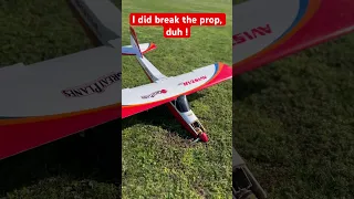 Avistar landing gear collapses of landing gear.