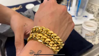 How to clean your gold jewelry at home ( Great method )