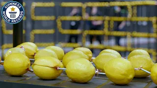 This battery is made from 3,000 LEMONS - Guinness World Records