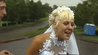 Пьяная свадьба. 30 минут трэша. Невеста и жених нажрались в кашу (2008 г)