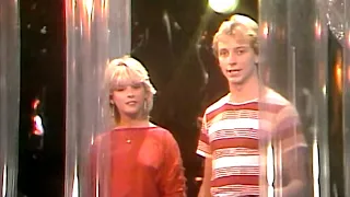 Petr Sepeši & Iveta Bartošová | Knoflíky lásky | 1984 | TV 2