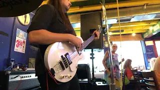 Donovan - Season Of The Witch | Hofner Ignition Club Bass | LIVE at Bert's Bar & Grill Matlacha